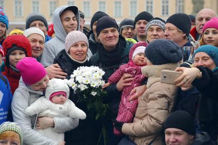 Санкт-Петербург. Сергей Лукьянов, совершивший пешее кругосветное путешествие, вернулся в Петербург.