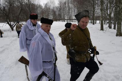 Смоленская область. Военно-историческая реконструкция боя под урочищем Быково, в котором погиб заслон, прикрывший отступление 20-й кавалерийской дивизии в 1942 г.