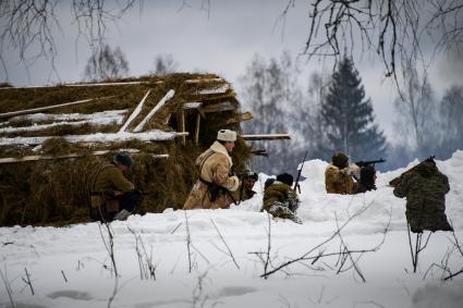 Смоленская область. Военно-историческая реконструкция боя под урочищем Быково, в котором погиб заслон, прикрывший отступление 20-й кавалерийской дивизии в 1942 г.