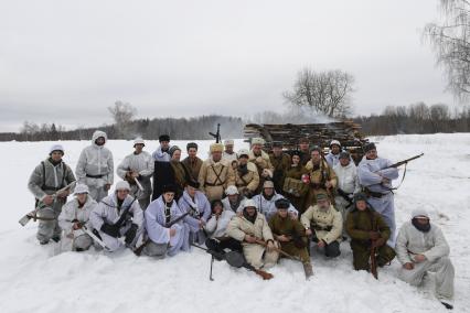 Смоленская область. Военно-историческая реконструкция боя под урочищем Быково, в котором погиб заслон, прикрывший отступление 20-й кавалерийской дивизии в 1942 г.