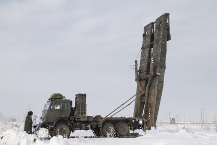 Башкирия. Военнослужащие инженерных  войск на военном полигоне Алкино-2 во время специальных учений ко Дню инженерных войск.