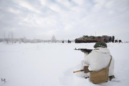 Башкирия. Саперы инженерных  войск на военном полигоне Алкино-2 во время специальных учений ко Дню инженерных войск.