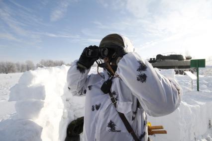 Башкирия. Военнослужащие инженерных  войск на военном полигоне Алкино-2 во время специальных учений ко Дню инженерных войск.