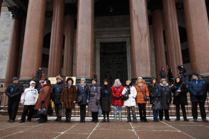 Санкт-Петербург. Митинг противников  передачи  Исаакиевского собора православной церкви.