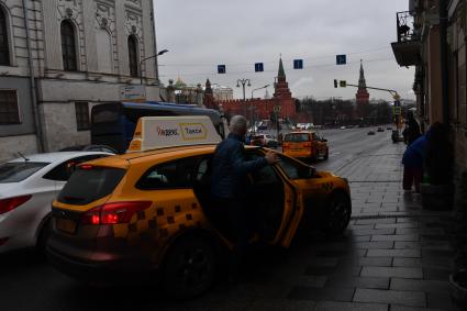 Москва. на улице Знаменка.