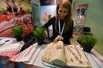 Москва. Стенд Белорусских производителей продуктов питания на международной выставке , напитков и сырья `Продэкспо-2017` .