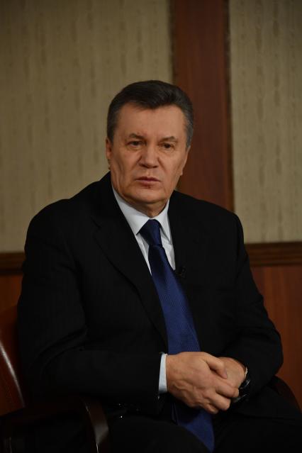 Москва. Бывший президент Украины Виктор Янукович во время беседы с журналистами.