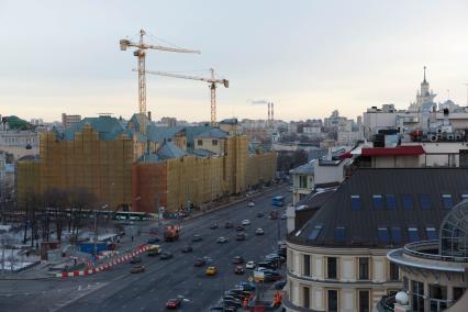 Москва. Вид на  Политехнический музей  и Новую площадь со смотровой площадки на крыше Центрального Детского Магазина на Лубянке.