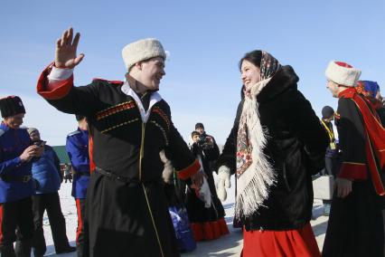 Алтайский край.  Народные гуляния во время празднования  фестиваля Сибирская Масленица.