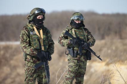 Ставрополь. Бойцы  отдела специального назначения ФСИН во время полевых учений.