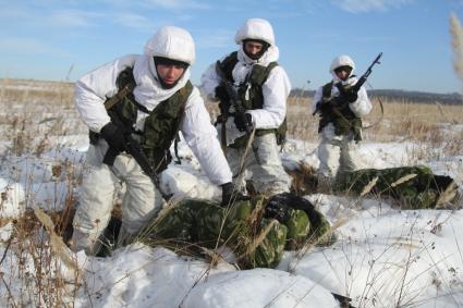 Иркутск. Военнослужащие во время учений.