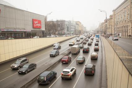 Москва. Въезд в Маяковский тоннель на садовом кольце.