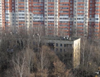 Москва.   Жилые дома в районе Матвеевское.