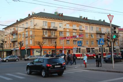 Калининград.  Старый панельный дом.