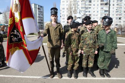 Ставрополь. Ученики кадетской школы имени генерала Ермолова А.П.  провели соревнования по тактическому пейнтболу в честь Дня Росгвардии.