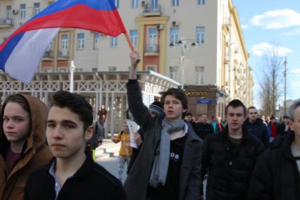 Москва.  Несанкционированная акция против коррупции сторонников оппозиционера Алексея Навального на Тверской улице.