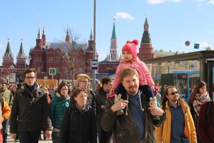 Москва.  Несанкционированная акция против коррупции сторонников оппозиционера Алексея Навального на Тверской улице.