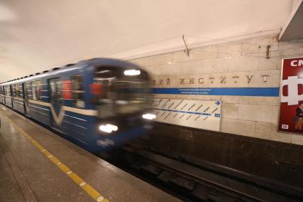 Санкт-Петербург. Станция метро `Технологический институт`, где 3 апреля 2017 г. в перегоне между станцией `Сенная площадь` произошел взрыв в вагоне поезда.