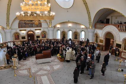 Московская область , Переделкино. Отпевание поэта Евгения Евтушенко в храме святого благоверного князя Игоря Черниговского в Переделкино