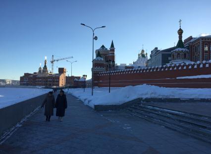 Йошкар-Ола. Вид на резиденцию  губернатора Маркелова в центре города.