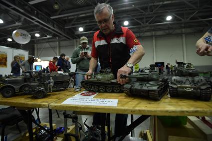 Москва. Один из участников выставки  Moscow Hobby Expo 2017 в МВЦ`Крокус Экспо`.