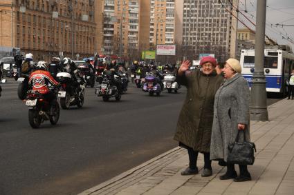 Москва. Мотопробег в день открытия мотосезона.