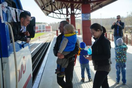 Екатеринбург.  На платформе Свердловской детской железной дороге в ЦПКиО им.Маяковского.