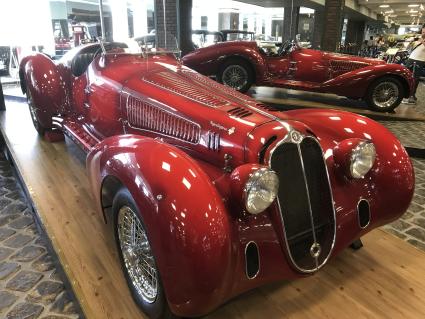 Москва. Автомобиль Alfa Romeo 6C 2300B в музее старинной техники  Вадима Задорожного.