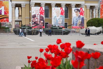 Ставрополь. Танк  Т-72Б3 на площади Ленина в рамках проведения репетиции Парада Победы.