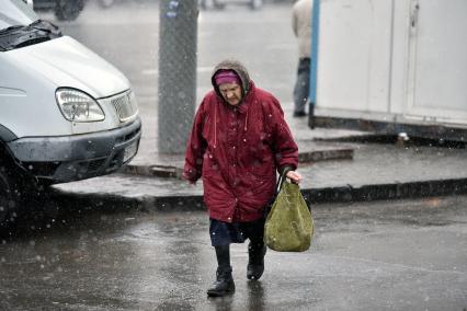 Новосибирск. Снегопад 17 мая 2017 года.