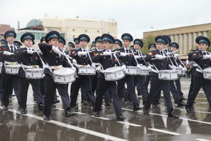 Ставрополь. Рота барабанщиков  во время военного  парада, посвященного 72-й годовщине  Победы в Великой Отечественной войне.