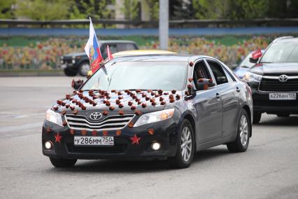 Ставрополь.  Во время автопробега в рамках общекраевой акции `Колонна имени Героя Советского Союза Ивана Алексеевича Щипакина `На Берлин!`,  посвященной 72-й годовщине Победы в Великой Отечественной войне.