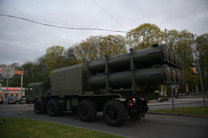 Калининград. Береговой ракетный комплекс БАЛ на репетиции парада, посвященного 72-й годовщине Победы в Великой Отечественной войне.