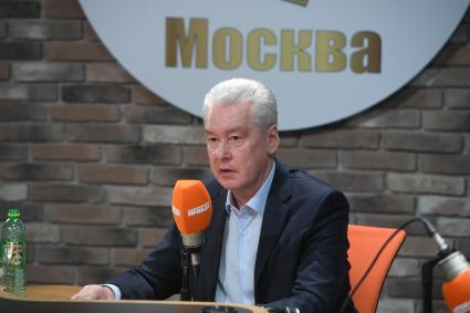 Москва. Мэр Москвы Сергей Собянин в прямом эфире радио `Комсомольская правда`.