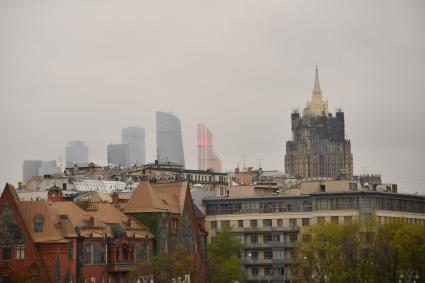 Москва. Реставрация фасада здания Министерства иностранных дел РФ.