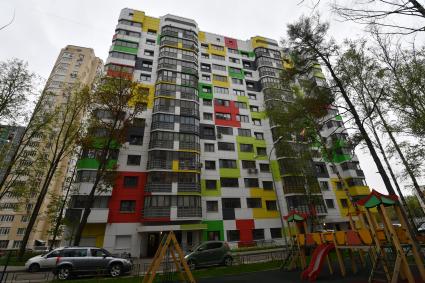 Москва. Дом на улице проспект Вернадского, в который будут переселять жителей из хрущевок по программе реновации.
