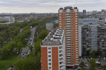 Москва.  Новые дома в районе  Бескудниково,  в которые будут переселять жителей из хрущевок по программе реновации.