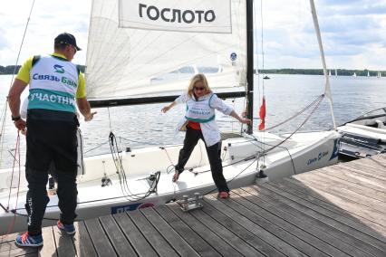 Тверская область, Конаково.  Парусный фестиваль `Народная регата`прошел в яхт-клубе Konakovo River Club на  Иваньковском водохранилище.