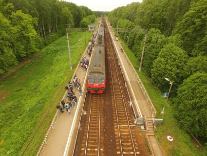 Московская область. Платформа `Мичуринец`, возле которой на переходе погибла внучка  бывшего генерального секретаря ЦК КПСС Никиты Хрущева Юлия Хрущева.