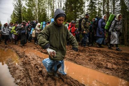 Кировская область.  Участники Великорецкого крестного хода.