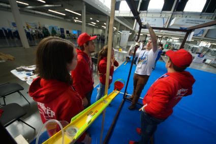 Екатеринбург. II Чемпионат профессионального мастерства по методике \'WORLDSKILLS\' корпорации по атомной энергетике \'РОСАТОМ\' \'ATOMSKILLS-2017\'.