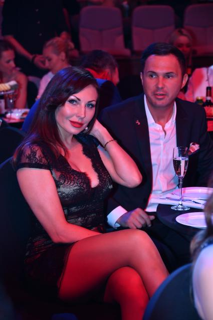 Москва. Актриса Наталья Бочкарева на VIII церемонии вручения премии Fashion People Awards-2017 в Vegas City Hall.