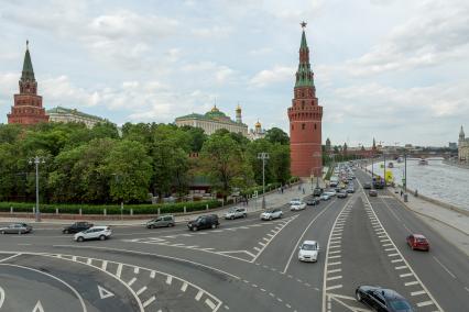 Москва. Вид на Кремль с Большого Каменного моста.