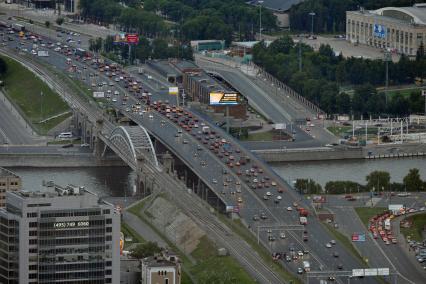 Москва. Вид на  город с башен  делового центра  `Москва-Сити `.