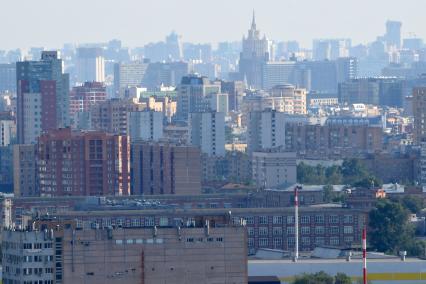 Москва. Вид на Москву со смотровой площадки Останкинской телебашни.