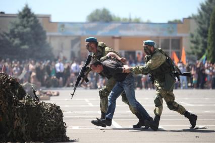 Ставрополь.  Празднование Дня Воздушно-десантных войск России.