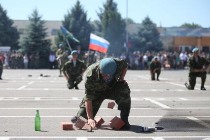 Ставрополь.  Празднование Дня Воздушно-десантных войск России.