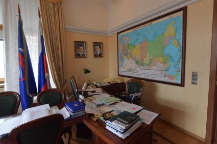 Москва. Интерьер рабочего кабинета вице-спикера Госдумы РФ Сергея Неверова в Госдуме.
