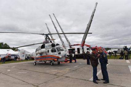 Московская область,Ногинск.  Вертолет КА-32  на Х Международном салоне  средств обеспечения безопасности `Комплексная безопасность2017`.