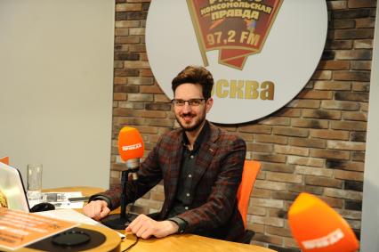 Москва. Депутат муниципального собрания района Щукино от партии `Яблоко` Максим Кац в прямом эфире радио `Комсомольская правда`.